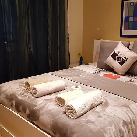 Guest house Libia Metro Station Shared Apt. *