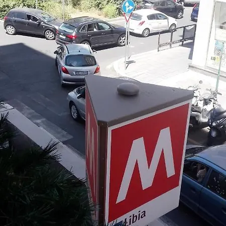 Libia Metro Station Shared Apt. Rome